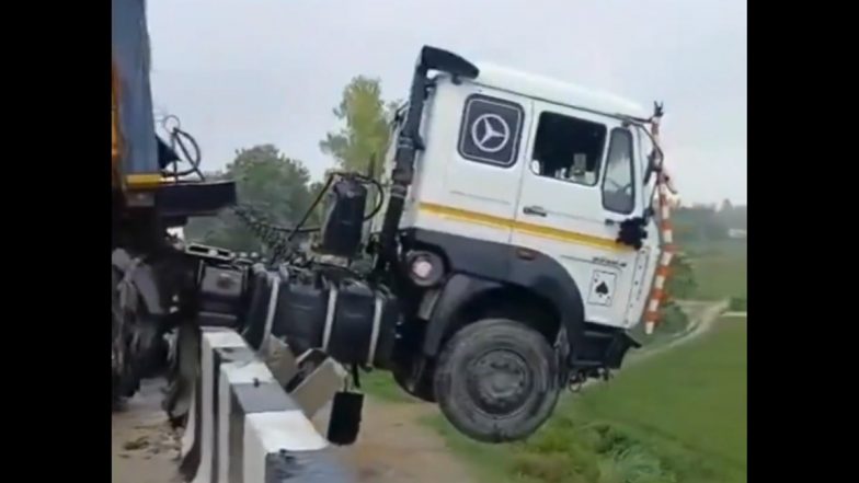 Saharanpur Road Accident: अनियंत्रित होकर डंपर पुल पर जाकर लटका, ड्राइवर और सहायक की बाल बाल बची जान, सहारनपुर का VIDEO आया सामने