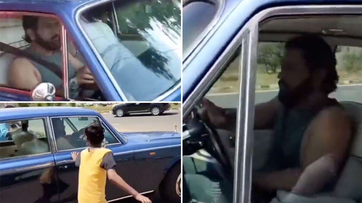 MS Dhoni Driving Vintage Rolls-Royce: रांची की सड़कों पर विंटेज रोल्स-रॉयस चलाते दिखे एमएस धोनी, फैंस की लगी भीड़, देखें वायरल वीडियो