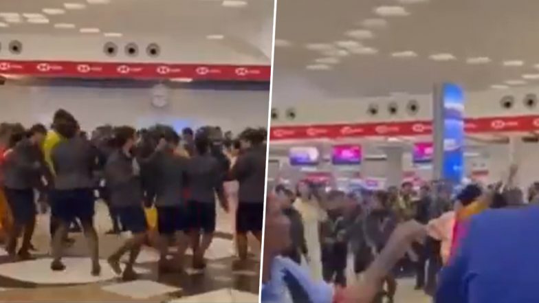 Garba at the Airport! एयरलाइन स्टाफ और यात्रियों ने छत्रपति शिवाजी महाराज एयरपोर्ट किया गरबा, जश्न का वीडियो वायरल