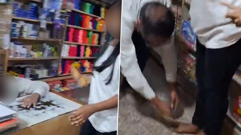 VIDEO: दुकानदार करता था छेड़खानी, भेजता था मोबाइल पर अश्लील मैसेज, युवती ने शॉप में पहुंचकर चप्पल से पीटा, ठाणे से सटे कल्याण का वीडियो आया सामने