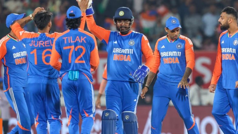 India vs UAE 2nd Match, Asia Cup 2025 Live Score Update: यूएई की आधी टीम लौटी पवेलियन, हर्षित कौशिक को कुलदीप यादव ने किया आउट