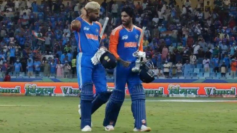 Indian Players Again Avoid Handshakes With Pakistan: एशिया कप के सुपर 4 मुकाबले के बाद भी टीम इंडिया ने पाकिस्तान से नहीं मिलाया हाथ, सोशल मीडिया पर वायरल हुआ फोटो