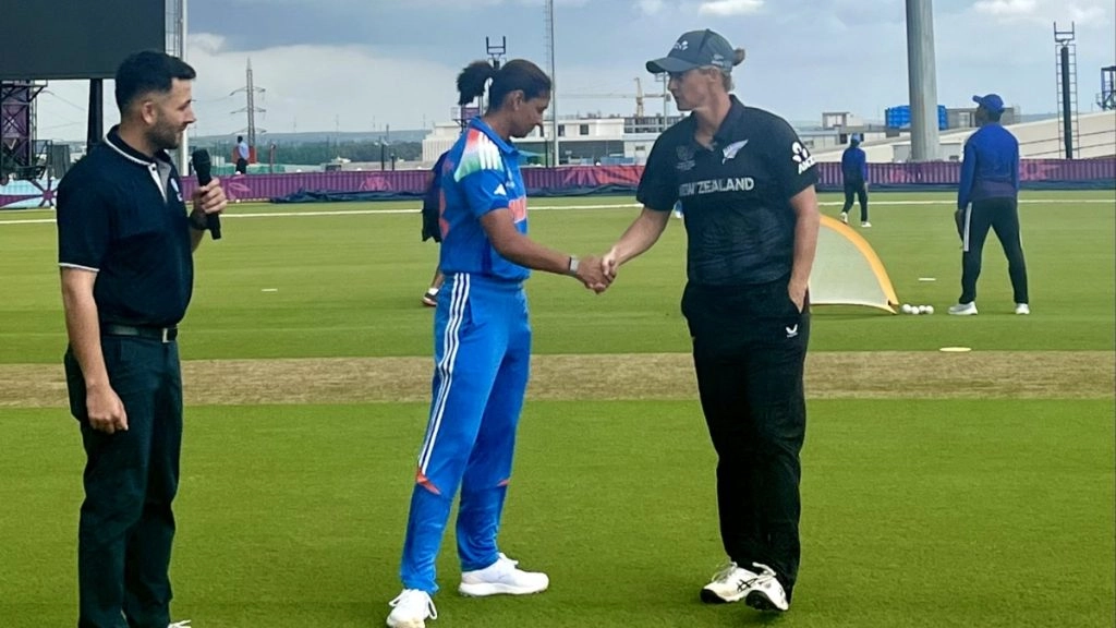 भारतीय महिला राष्ट्रीय क्रिकेट टीम बनाम न्यूजीलैंड महिला राष्ट्रीय क्रिकेट टीम के मैच का स्कोरकार्ड आप हमारे वेबसाइट पर भी देख सकते हैं