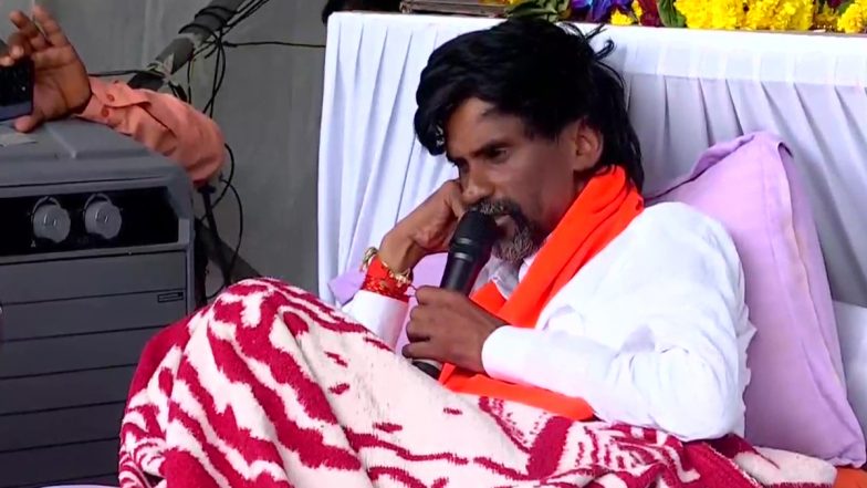 Manoj Jarange Mumbai Maratha Protest: आज़ाद मैदान खाली करने के नोटिस के बाद मनोज जरांगे की सीएम फडणवीस को चेतावनी; 'मर भी जाऊं तो यहां से नहीं हटूंगा'