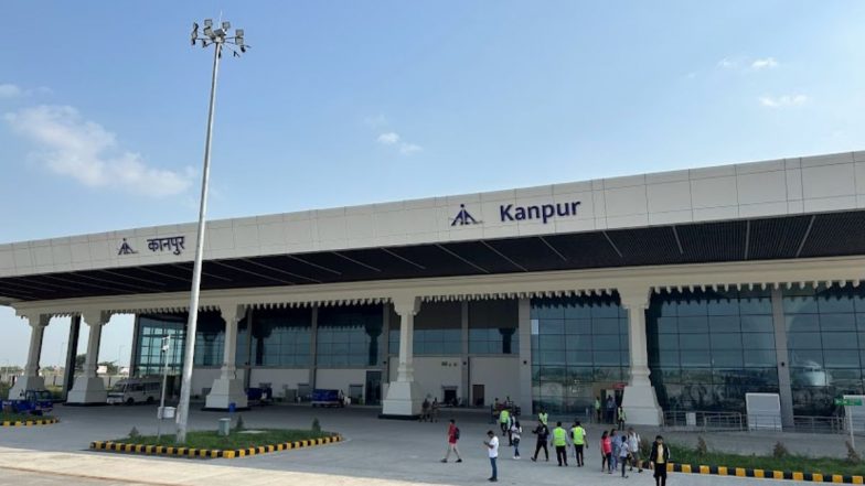 UP: कानपुर एयरपोर्ट पर Indigo Flight में घुसा चूहा, यात्रियों में मची अफरा-तफरी; सुरक्षा जांच के चलते लेट हुआ विमान