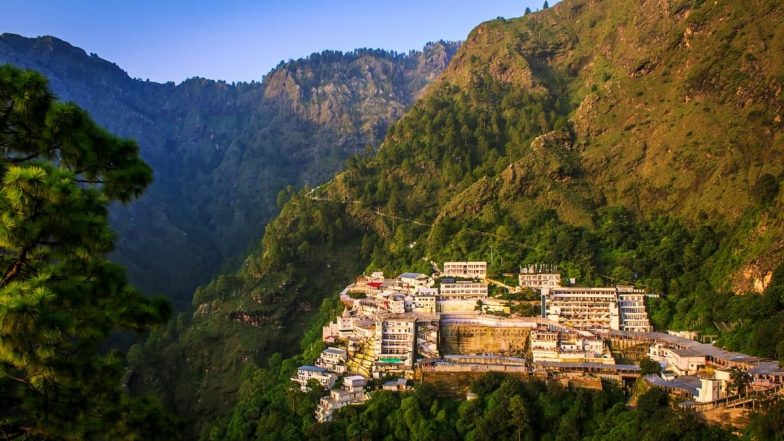 Jammu and Kashmir: माता वैष्णो देवी की यात्रा शुरू, श्रद्धालुओं की सुरक्षा और सुविधा का विशेष ध्यान