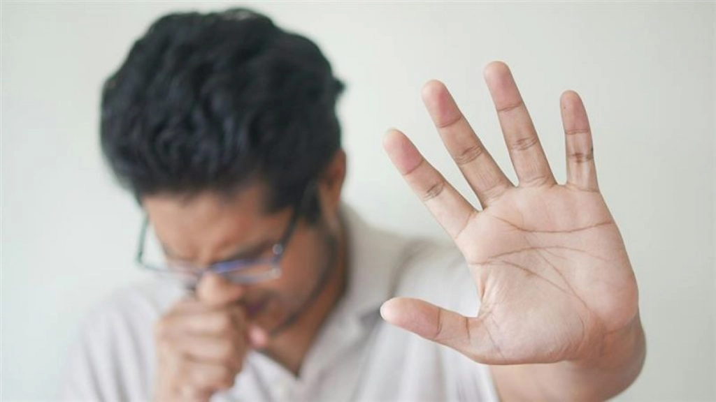 बार-बार हो रहा है जुकाम? इन आयुर्वेदिक नुस्खों से मिलेगा आराम