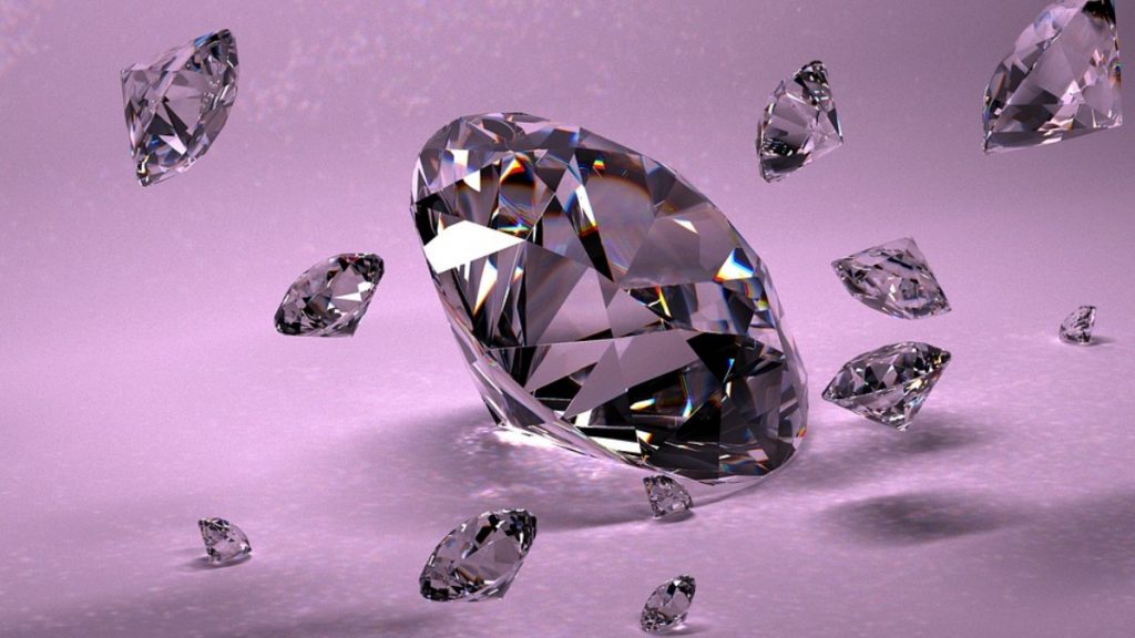 पन्ना की एक महिला चमकी किस्मत, खदान में मिले 8 बेशकीमती हीरे, उनमें से 6 रत्नों की कीमत 4-5 लाख रुपए