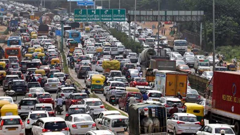 बेंगलुरु में बढ़ेगी ट्रैफिक की मुश्किलें, 1 अक्टूबर से खत्म होगा वर्क फ्रॉम होम, ऑफिस लौटेंगे कर्मचारी