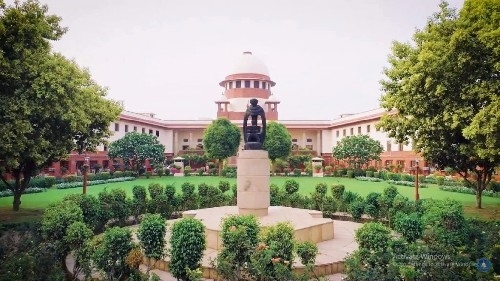 केरल, पश्चिम बंगाल और तमिलनाडु में एसआईआर पर सुप्रीम कोर्ट ने चुनाव आयोग से मांगा जवाब