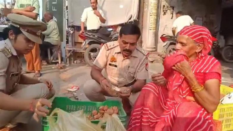 Viral Video: बुजुर्ग महिला की दीवाली को UP Police ने बनाया खास, खरीद लिए सारे दीये; दिल छू लेने वाला वीडियो वायरल