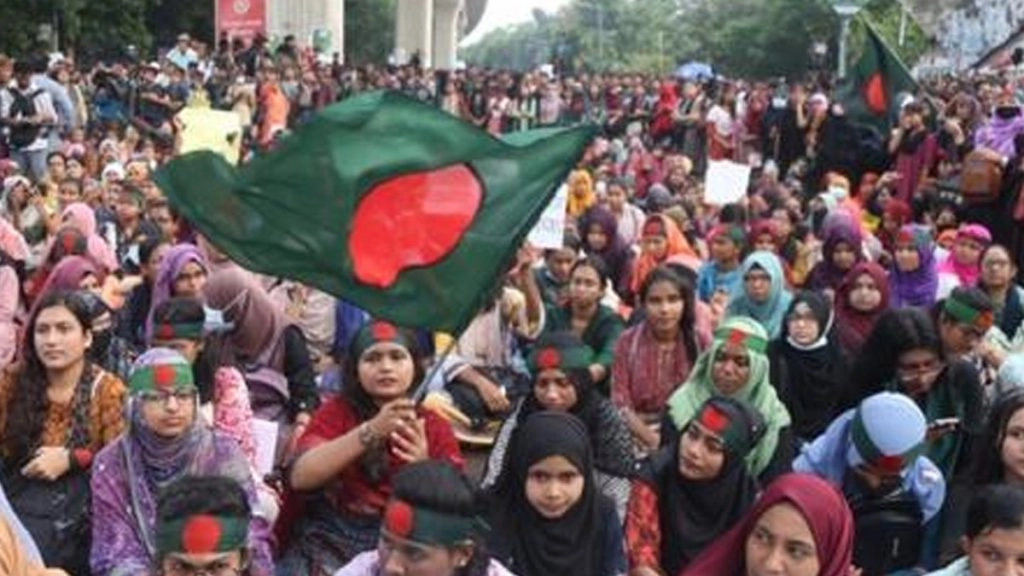 Bangladesh: 'जुलाई योद्धाओं' ने तीन सूत्री मांगों को लेकर देशव्यापी सड़क जाम की धमकी दी