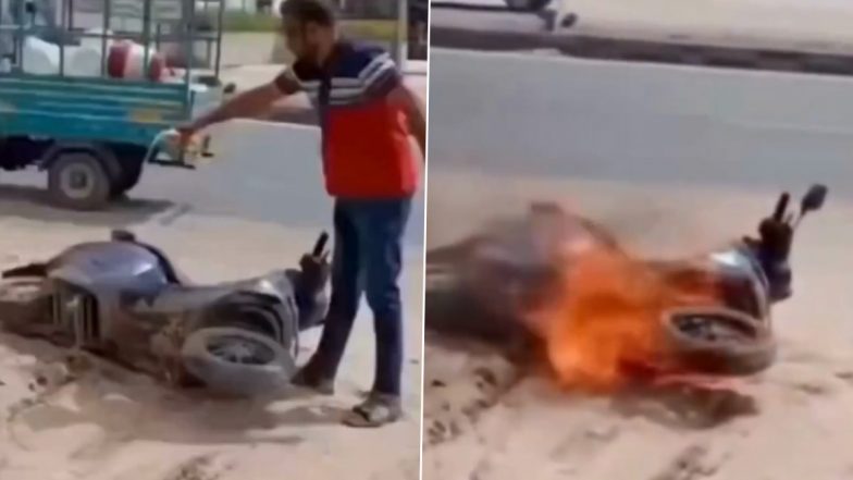 VIDEO: बनासकांठा में शख्स ने गुस्से में आकर अपनी ओला स्कूटर को शोरूम के सामने ही लगा दी आग, खराब होने के बाद भी रिपेयर नहीं करने से था नाराज