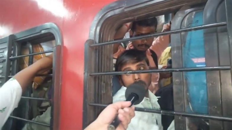 रेलवे में अव्यवस्था! यात्री 24 घंटे तक नहीं जा सका शौचालय, अवध असम एक्सप्रेस ट्रेन में भरे यात्रियों का वीडियो वायरल