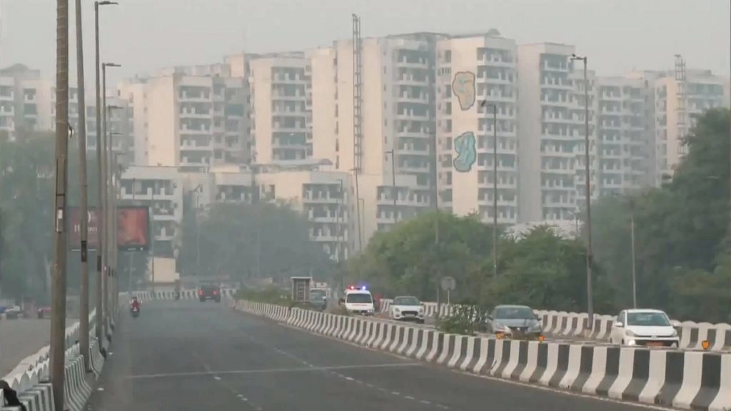 दिल्ली में पुराने कमर्शियल वाहनों पर रोक!