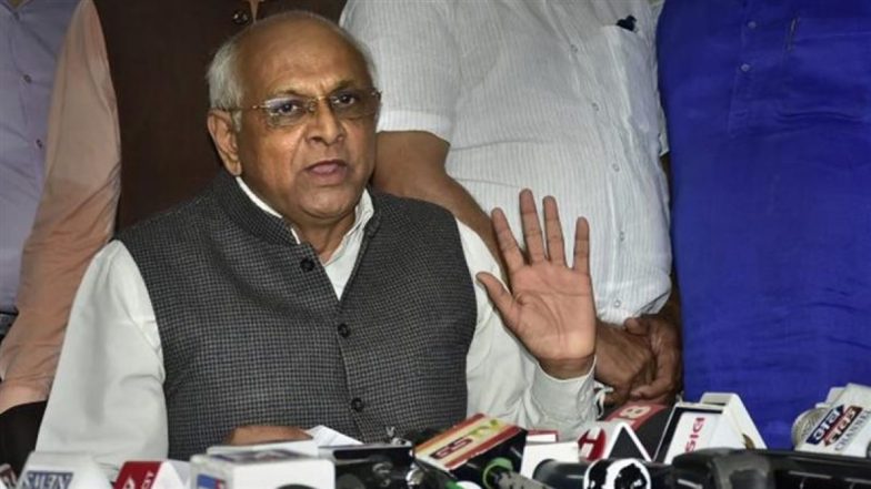 गुजरात में CM को छोड़ सभी मंत्रियों ने दिया इस्तीफा, कल शपथ लेंगे नए मंत्री