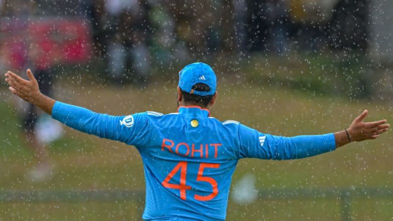 Rohit Sharma New Milestone: आगामी वनडे सीरीज में ऑस्ट्रेलिया के खिलाफ ये रिकॉर्ड्स अपने नाम कर सकते हैं रोहित शर्मा, ‘हिटमैन’ के आकंड़ों पर एक नजर