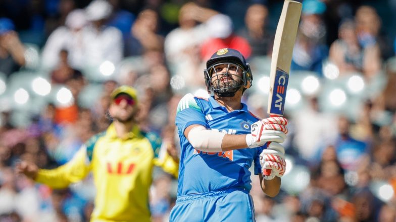 Rohit Sharma Half Century, IND vs AUS 2nd ODI Match 2025 Live Score Update: सलामी बल्लेबाज रोहित शर्मा ने जड़ा शानदार अर्धशतक, टीम इंडिया का स्कोर 100 रन के करीब
