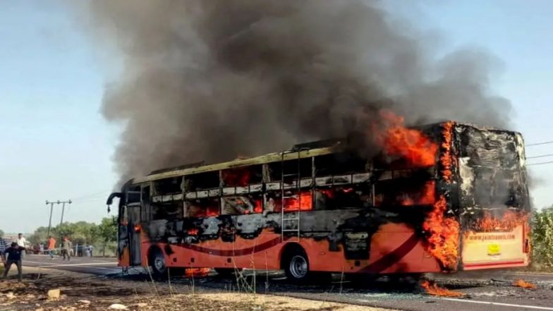 Jaisalmer Bus Fire: जैसलमेर में धू-धू कर जली बस, 20 यात्री जिंदा जले, कई झुलसे