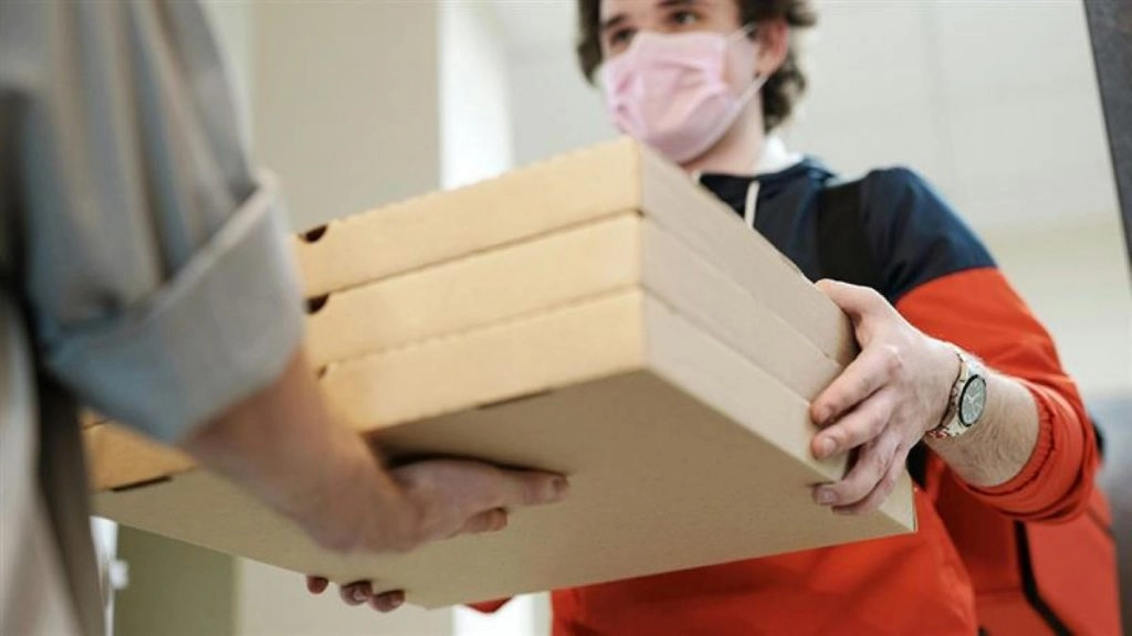 इस शख्स ने 2 साल तक फूड डिलीवरी ऐप को लगाया चूना, बिना पैसे दिए खाया 21 लाख रुपये का खाना