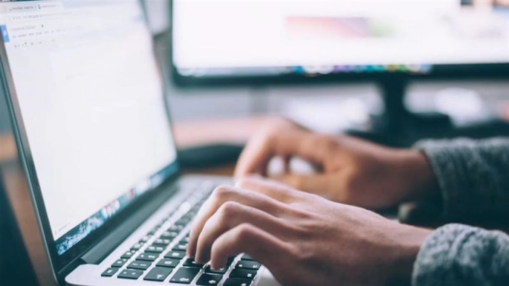 AI का इस्तेमाल कर 20 साल लड़का बना अघोरी तांत्रिक, लोगों को लगाया लाखों का चूना