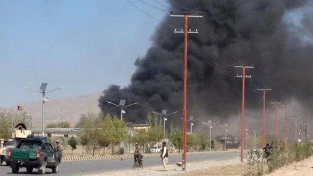  तालिबान ने पाक रक्षा मंत्री और ISI चीफ को वीजा देने से किया इनकार 