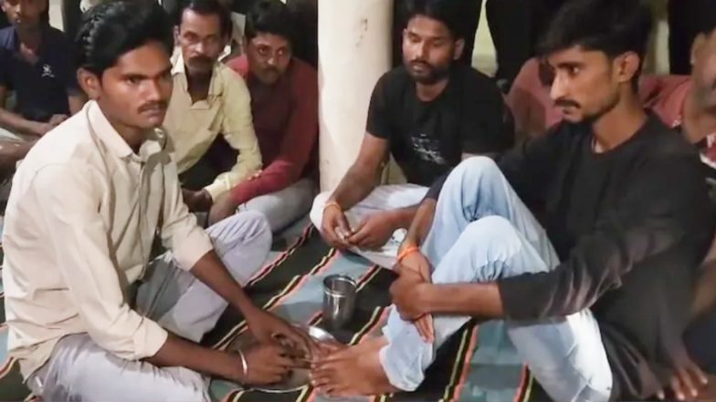 शर्मनाक: OBC युवक से ब्राह्मण के पैर धुलवाए, फिर वही पानी पीने को किया मजबूर, वीडियो वायरल