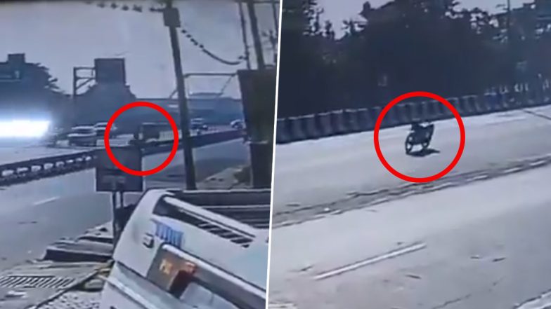 Hapur Road Accident: रेलिंग से टकराकर गिरे पिता और बेटा, फिर बिना चालक के सड़क पर दौड़ी बाइक, हापुड़ का हैरान करनेवाला एक्सीडेंट आया सामने: VIDEO