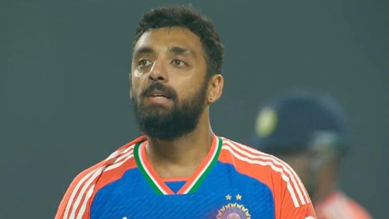 Varun Chakravarthy Milestone: वरुण चक्रवर्ती ने इस साल गेंद से मचाया तांडव, कैलेंडर ईयर में भारत के लिए सबसे ज्यादा टी20I विकेट लेने वालों की एलीट लिस्ट में शामिल