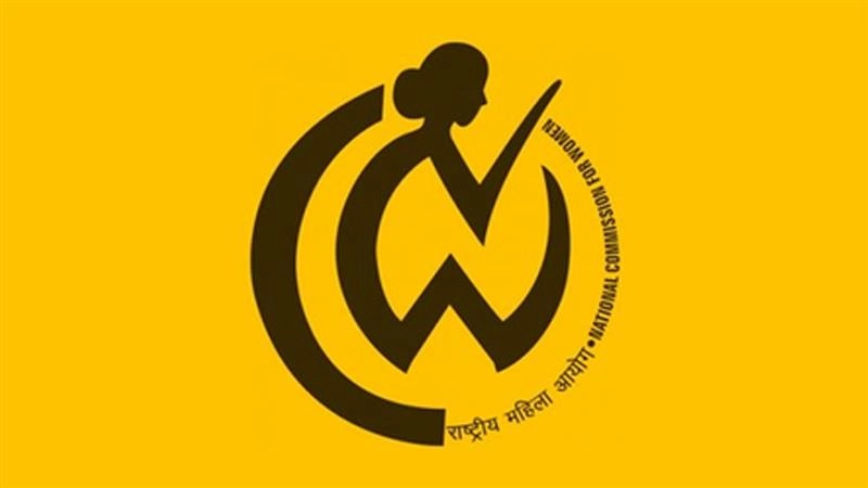 महिलाओं से जुड़े साइबर अपराधों को रोकने के लिए एनसीडब्ल्यू ने सरकार को सौंपी 200 प्लस सिफारिशों वाली रिपोर्ट