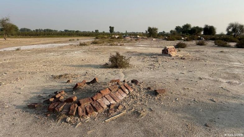 पाकिस्तान: 'ऑनर किलिंग' के पीड़ितों को कब्रिस्तान में भी नहीं मिलता सम्मान