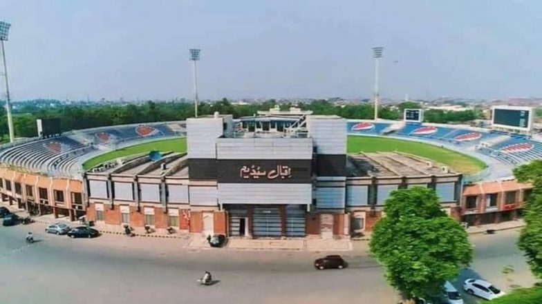 PAK vs SA 1st ODI 2025, Faisalabad Weather & Pitch Report: दक्षिण अफ्रीका बनाम पाकिस्तान पहले वनडे का खेल बिगड़ेगी बारिश या खिलाड़ी बरसाएंगे रन, जानिए कैसा रहेगा फैसलाबाद का मौसम और पिच रिपोर्ट
