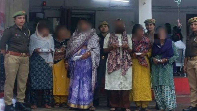 Lucknow Shocker: उल्टी का ड्रामा कर लूटती थीं यात्रियों की चेन, 6 महिलाओं ने मिलकर बनाया था गैंग; लखनऊ पुलिस ने किया गिरफ्तार