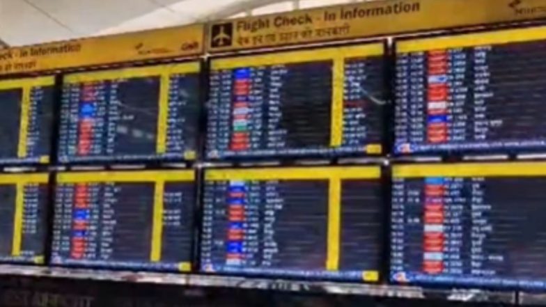Delhi Airport Flight Delay: दिल्ली एयरपोर्ट पर बड़ी तकनीकी खामी से हड़कंप, 300 से ज्यादा उड़ानें प्रभावित, यात्रियों की बढ़ी परेशानी