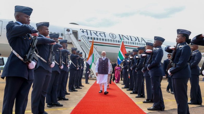 G20 Summit Johannesburg: जी20 समिट के लिए जोहान्सबर्ग पहुंचे पीएम मोदी, अफ्रीका में पहली बार हो रही है बैठक; ट्रंप और जिनपिंग की गैरहाजिरी से बढ़ी चर्चा