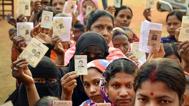 Bihar Exit Poll Results 2025: बिहार में किसके हाथ लगेगी सत्ता की चाबी? AajTak पर Live देखें एग्जिट पोल
