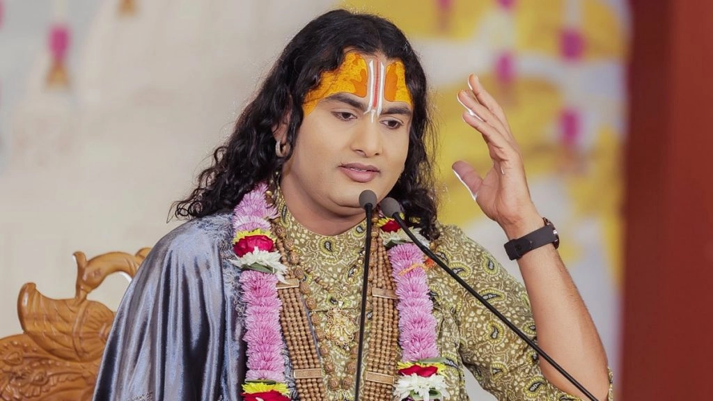 कथावाचक अनिरुद्धाचार्य के खिलाफ कोर्ट में चलेगा मुकदमा! महिलाओं के खिलाफ आपत्तिजनक टिप्पणी का मामला