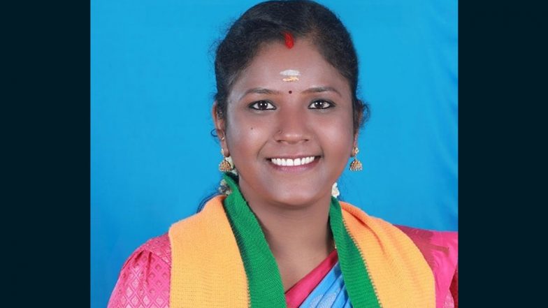 केरल पंचायत चुनाव में सुर्खियों में मुन्नार सीट, BJP ने कांग्रेस उम्मीदवार के खिलाफ सोनिया गांधी नाम की महिला को बनाया उम्मीदवार; जानें कौन है