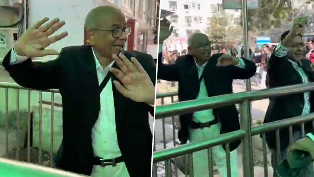  पूर्व सीजीआई पर जूता फेंकनेवाले वकील राकेश किशोर की दिल्ली में चप्पल से की गई पिटाई.