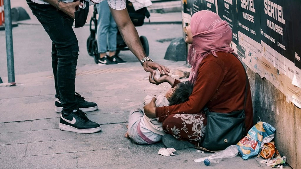 सऊदी अरब में पाकिस्तानियों की बड़ी बेइज्जती, 24,000 से ज्यादा पाकिस्तानी भिखारियों देश से निकाला गया