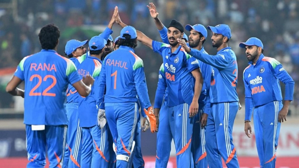 भारत ने दक्षिण अफ्रीका को 9 विकेट से रौंदकर 2-1 से जीती वनडे सीरीज़; यशस्वी जायसवाल का शतक