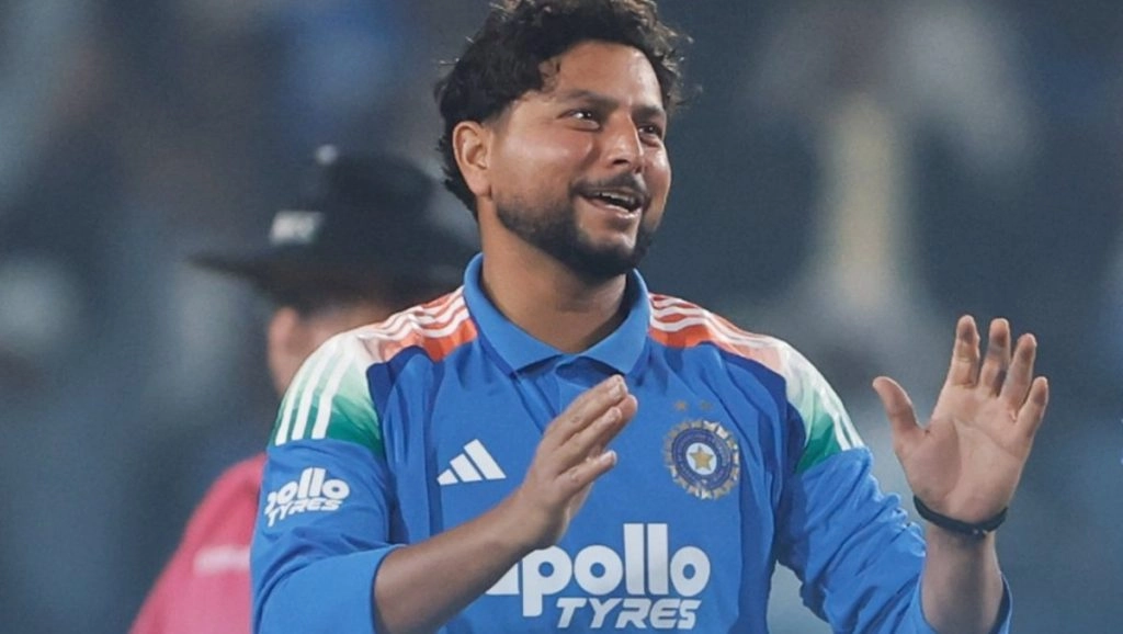 साउथ अफ्रीका के खिलाफ कुलदीप यादव का 'चौका', वनडे फॉर्मेट में रच दिया इतिहास