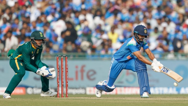 IND vs SA 2nd ODI, Ruturaj Gaikwad Half Century: रुतुराज गायकवाड़ ने शानदार अर्धशतक, टीम इंडिया का स्कोर 150 के पार