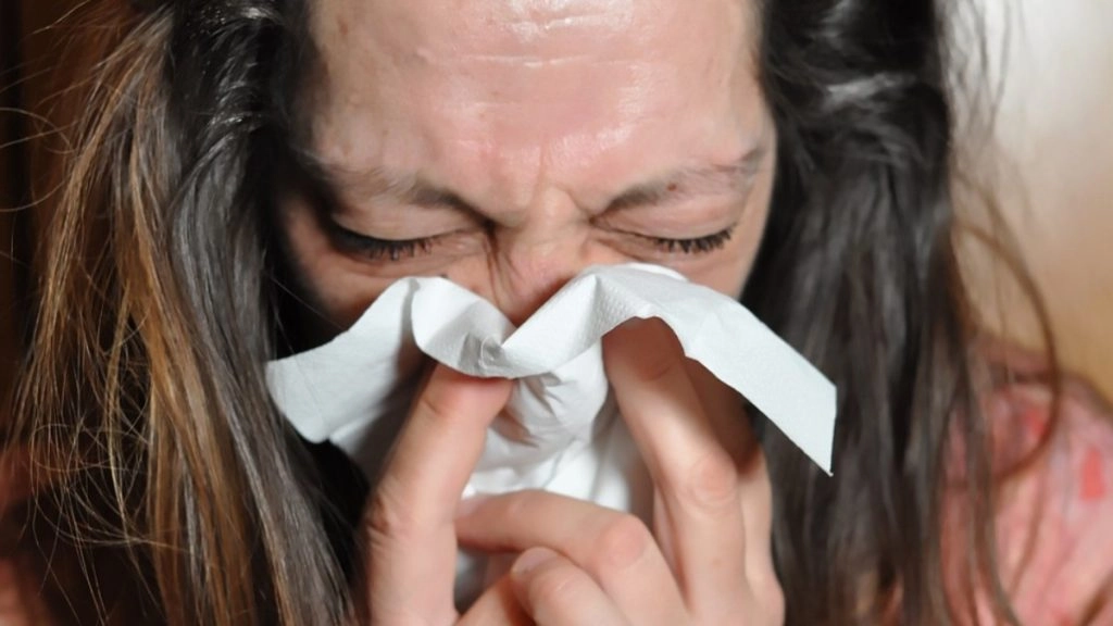 Winter Health Tips: सर्दियों में कफ की समस्या ने कर दिया है परेशान? इन कारगर आयुर्वेदिक उपायों से पाएं निजात