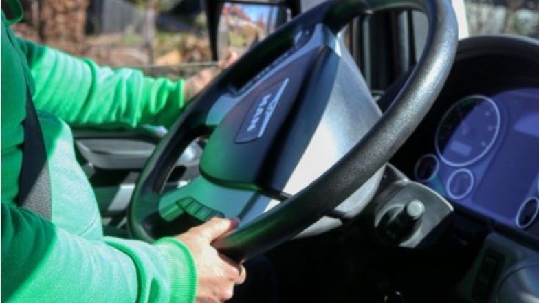 Ride Hailing Apps: राइड-हेलिंग ऐप्स पर ‘एडवांस टिपिंग’ पर सरकार की रोक, महिलाओं के लिए ‘फीमेल ड्राइवर’ विकल्प अनिवार्य