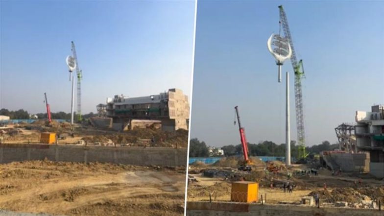 वाराणसी के गंजारी अंतरराष्ट्रीय स्टेडियम में लगा त्रिशूल के आकार की भव्य लाइट, 2026 में T20 क्रिकेट मैच कराने की तैयारी; देखें Video