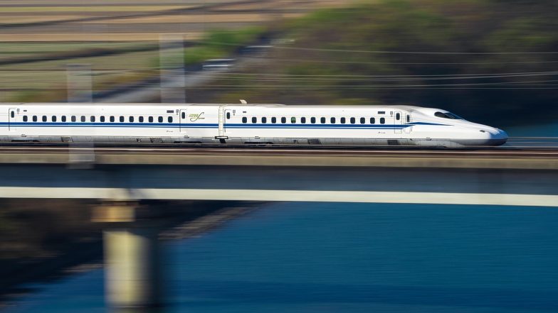 High-Speed Train Update: हाई-स्पीड ट्रेन को लेकर बड़ा अपडेट, पुणे की Daund-Kashti रेल लाइन पर 25 जनवरी को ट्रायल, रेलवे ने जारी की सुरक्षा चेतावनी