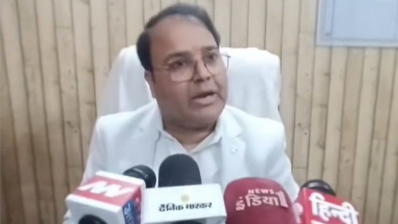 अयोध्या: GST डिप्टी कमिश्नर प्रशांत सिंह ने लिया इस्तीफा वापस, अपने ही भाई पर लगाए सनसनीखेज आरोप; VIDEO