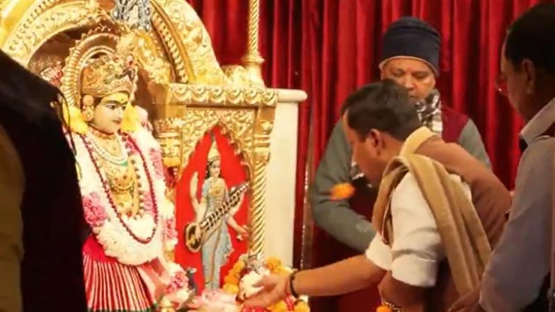 Nitin Nabin: बीजेपी के नए 'कप्तान' होंगे नितिन नबीन, पदभार संभालने से पहले दिल्ली के झंडेवालान मंदिर में टेका माथा, की पूजा अर्चना; VIDEO