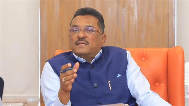 MSRTC में सख्ती, नशे में पाए गए ड्राइवर-कर्मचारियों पर तत्काल कार्रवाई के निर्देश, मंत्री प्रताप सरनाईक का सख्स आदेश